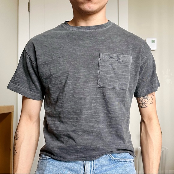 Cropped T-shirt - Picture 3 of 4